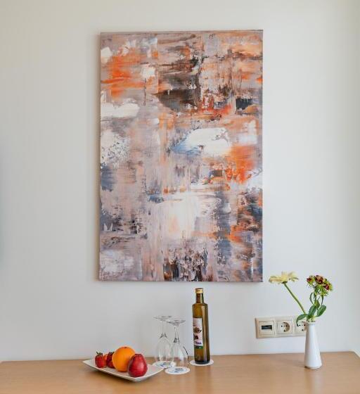 디럭스 스튜디오, Minos