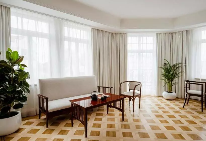 سوییت, Nobu Hotel Warsaw