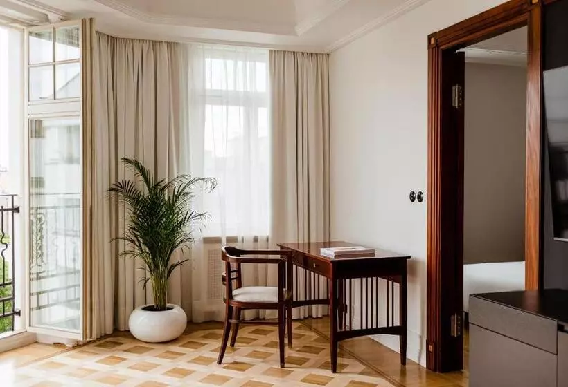 سوییت, Nobu Hotel Warsaw