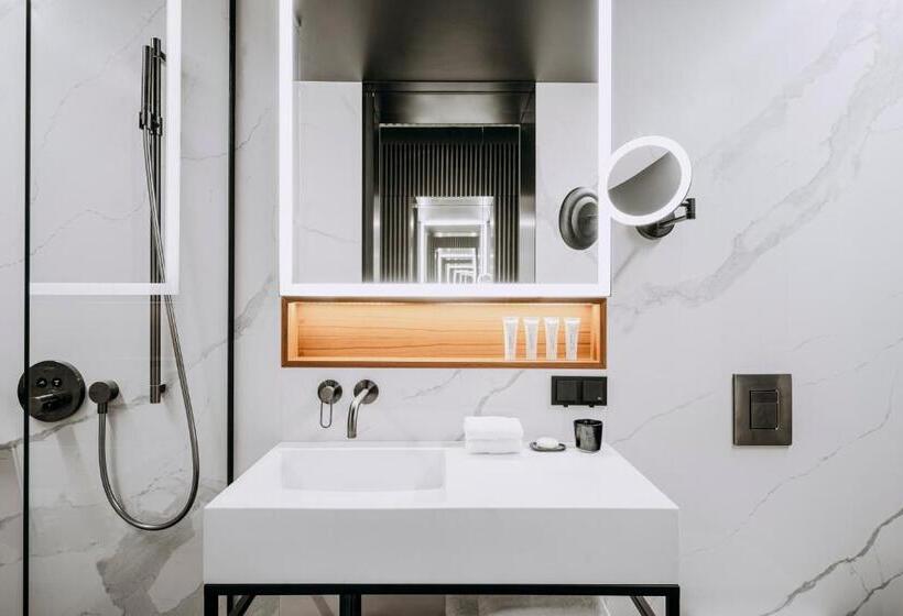 Номер Executive, Nobu Hotel Warsaw