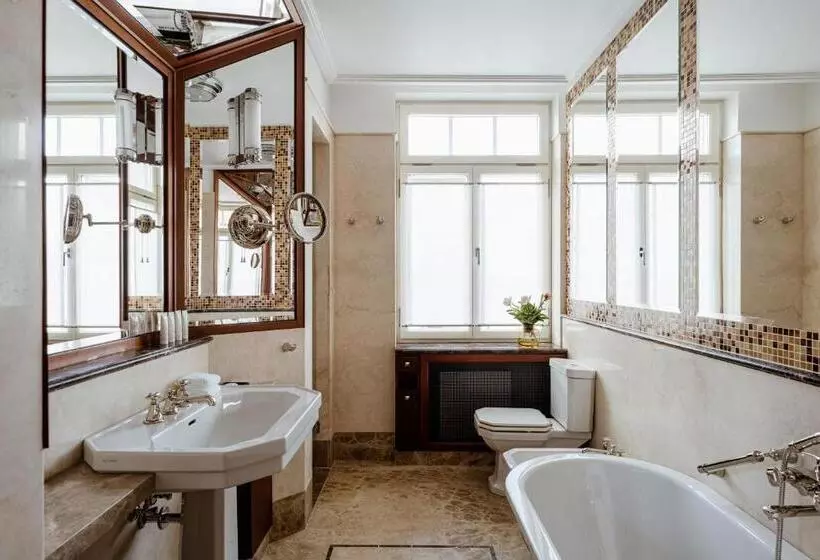 اتاق کلاسیک, Nobu Hotel Warsaw