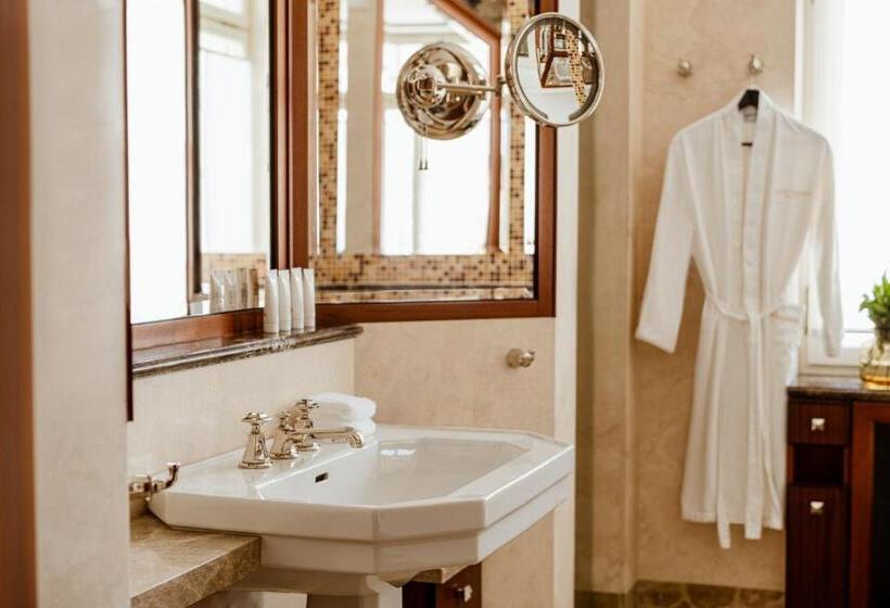 Классический Номер, Nobu Hotel Warsaw