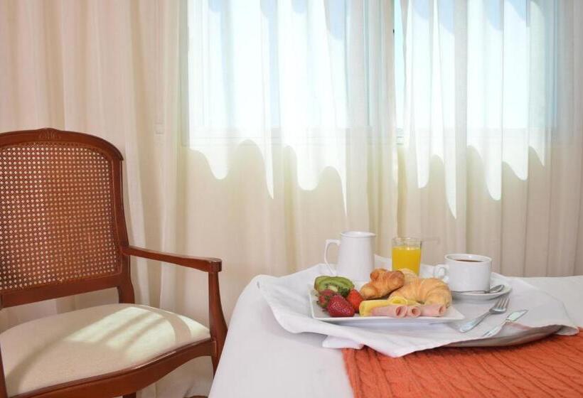 اتاق لوکس با چشم‌انداز دریا, Sunset Beach