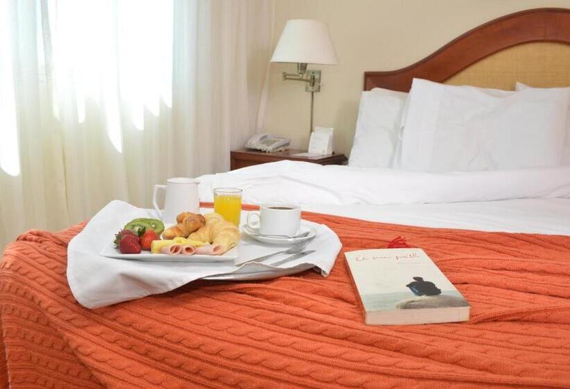 اتاق لوکس با چشم‌انداز دریا, Sunset Beach