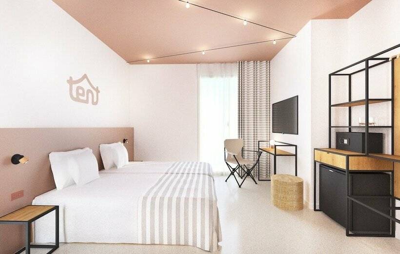 Номер Стандарт, tent Lloret de Mar