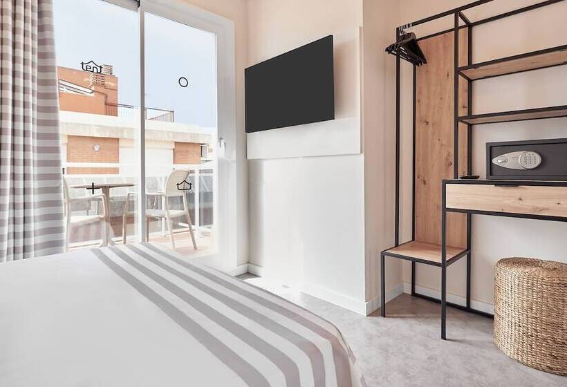 Номер Стандарт Вид на Бассейн, tent Lloret de Mar