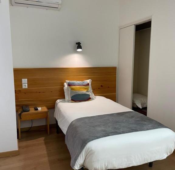 标准单人间, Ilha