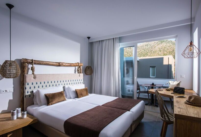 オーシャンビューの１ベッドルームデラックスアパート, Troulis Apart