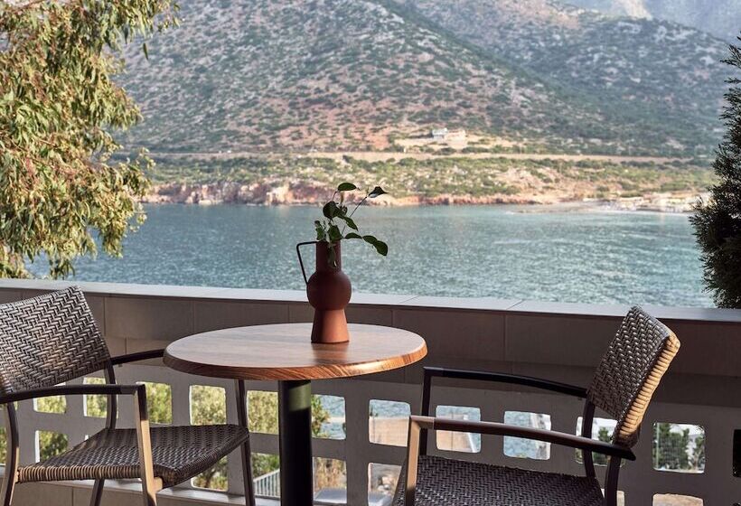 海の見える１ベッドルームアパートメント, Troulis Apart