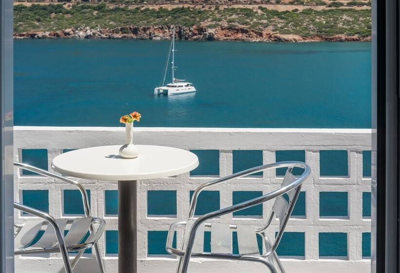 海の見える１ベッドルームアパートメント, Troulis Apart