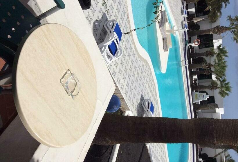 스탠다드 스튜디오 풀장 전망, Apartamentos Panorama Adults Only