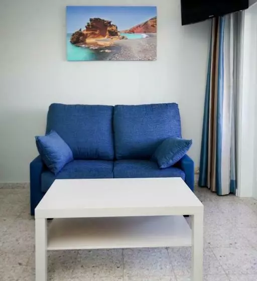 استودیو استاندارد با چشم‌انداز استخر, Apartamentos Panorama - Adults Only