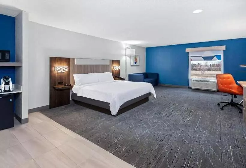 Sviitti King-vuode, Holiday Inn Express Hotel & Suites Chicago Algonquin, An Ihg