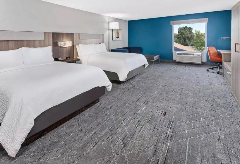 Sviitti 2 Makuuhuonetta, Holiday Inn Express Hotel & Suites Chicago Algonquin, An Ihg