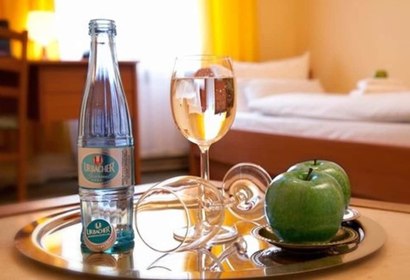 اتاق استاندارد یک نفره, Abendstern