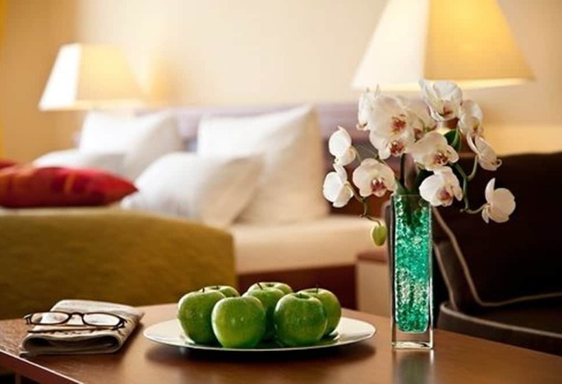 اتاق استاندارد یک نفره, Abendstern