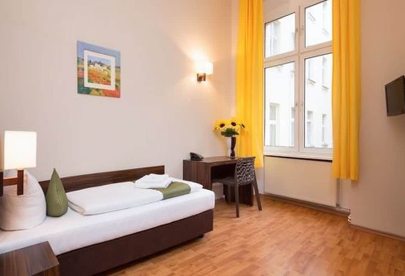 اتاق استاندارد یک نفره, Abendstern