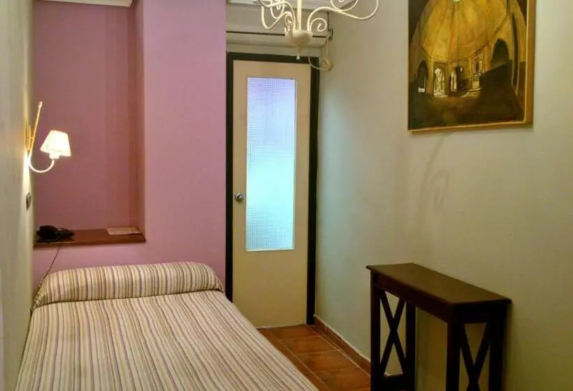 اتاق استاندارد یک نفره, Al Andalus Jerez