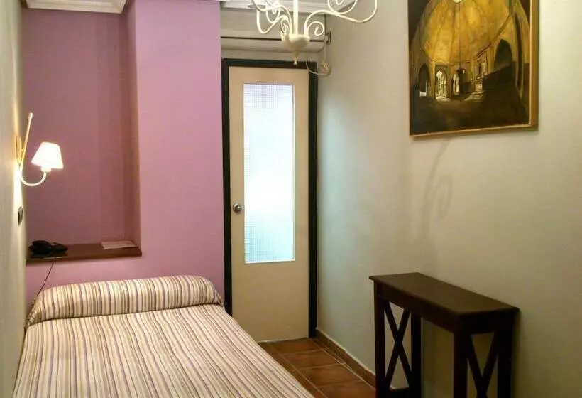 اتاق استاندارد یک نفره, Al Andalus Jerez