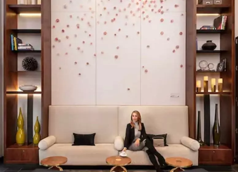 سوییت اجرایی, Executive Hotel Cosmopolitan Toronto