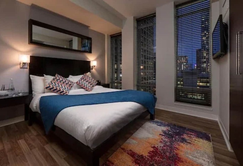 جناح, Executive Hotel Cosmopolitan Toronto