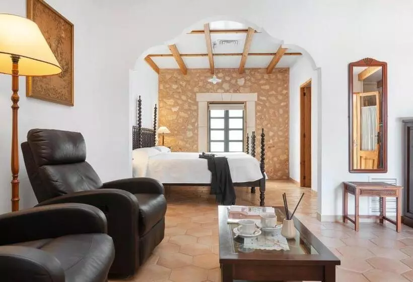 سوییت جونیور, Finca Hotel Can Canals & Spa