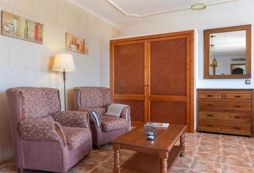 سوئیت جونیور خانوادگی, Finca Hotel Can Canals & Spa
