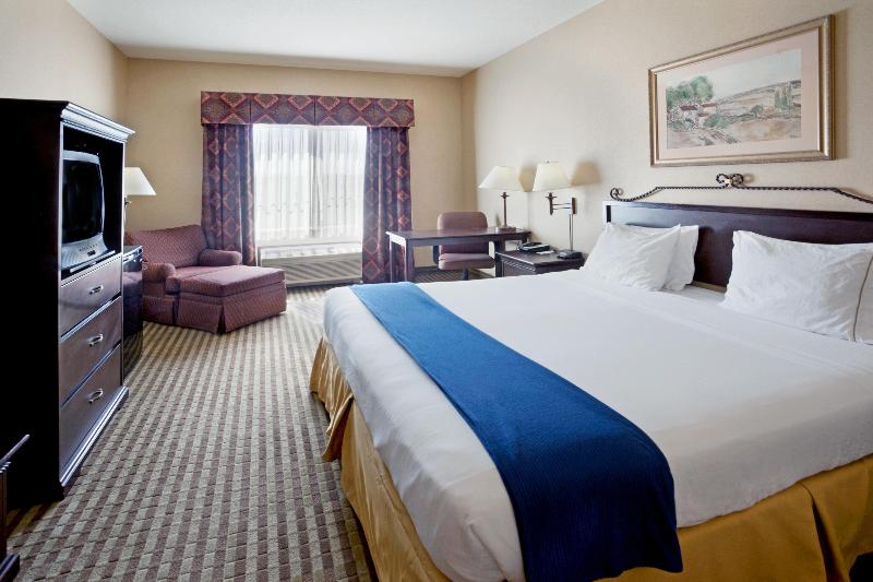 Стандартный Номер Кровать Кинг, Holiday Inn Express Hotel & Suites Marina, An Ihg