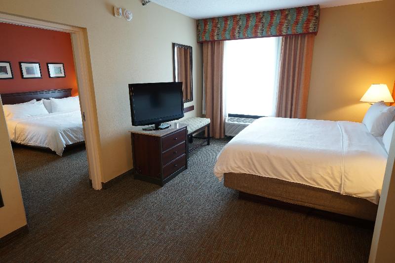 스위트 킹사이즈 침대, Holiday Inn Express Hotel & Suites Tampa Oldsmar, An Ihg