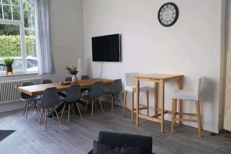 キングサイズベッドのスタンダードルーム, Holiday Inn Express Hotel & Suites Woodbridge, An Ihg