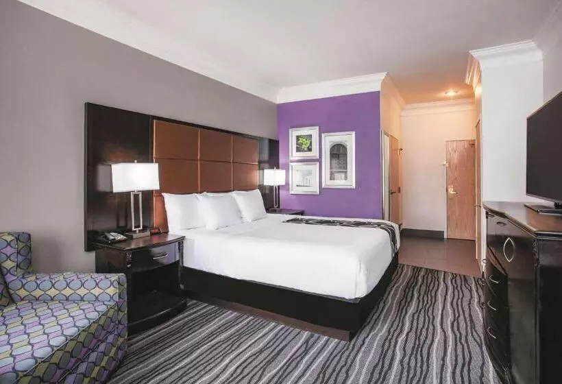 キングサイズベッドのデラックスルーム, La Quinta By Wyndham Dublin   Pleasanton