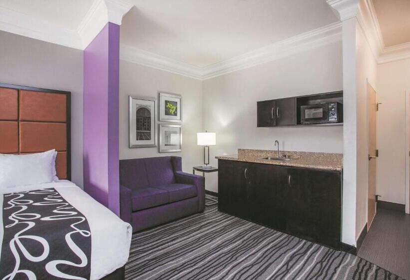 スタンダードスタジオ, La Quinta By Wyndham Dublin Pleasanton