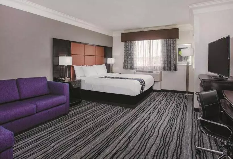 キングサイドベッドのスタンダードワンルーム, La Quinta By Wyndham Dublin   Pleasanton