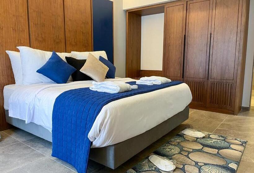 Президентский Люкс, Nubian Island, Families And Couples Only