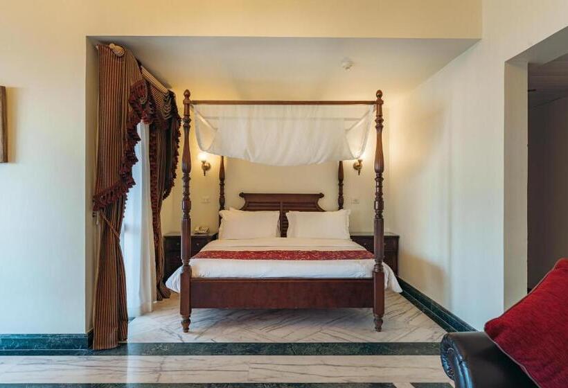 Президентский Люкс, Nubian Island, Families And Couples Only