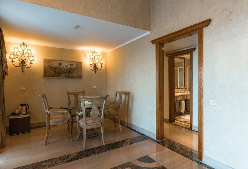 Королевский Люкс, Nubian Island, Families And Couples Only