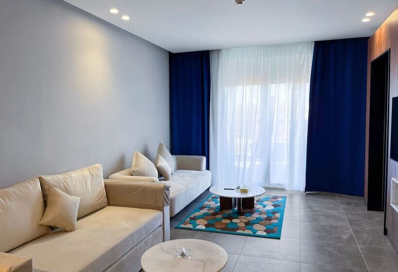 Президентский Люкс, Nubian Island, Families And Couples Only