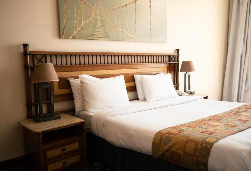 سوییت اجرایی, Om Kolthoom