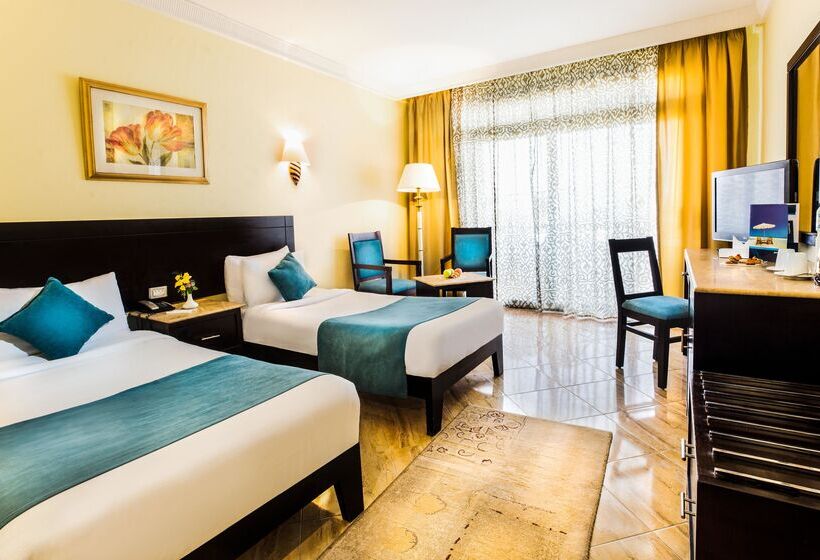 اتاق استاندارد با چشم‌انداز استخر, V Hotel Sharm El Shiekh