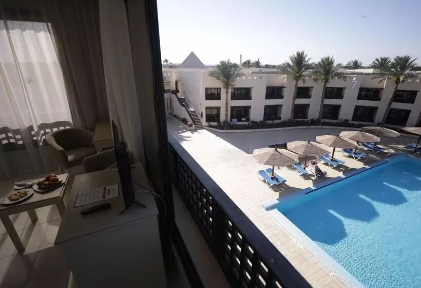 اتاق استاندارد با چشم‌انداز دریا, V Hotel Sharm El Shiekh