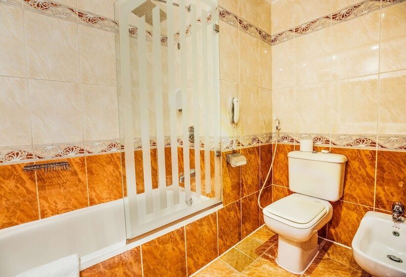 اتاق اساندارد با چشم‌انداز جانبی به دریا, V Hotel Sharm El Shiekh