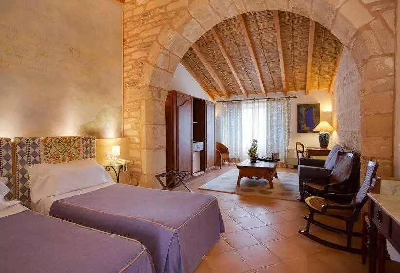 Superior Room with Terrace, Casal Santa Eulàlia