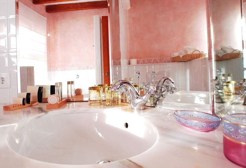 ジュニアスイート, Casal Santa Eulàlia