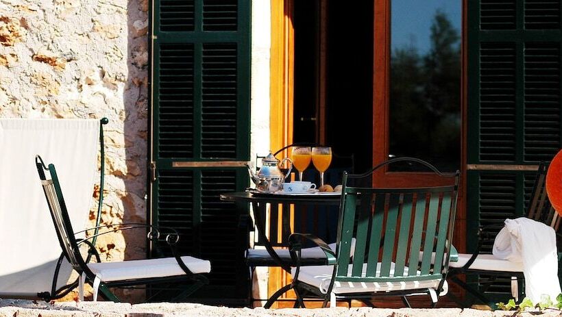 テラス付きジュニアスイート, Casal Santa Eulàlia