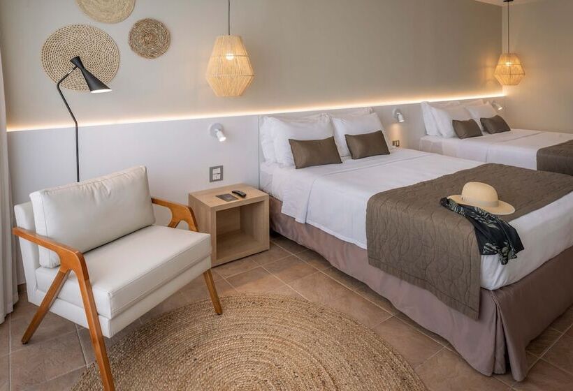 اتاق خانوادگی با چشم‌انداز جانبی دریا, Serhs Natal Grand Hotel & Resort