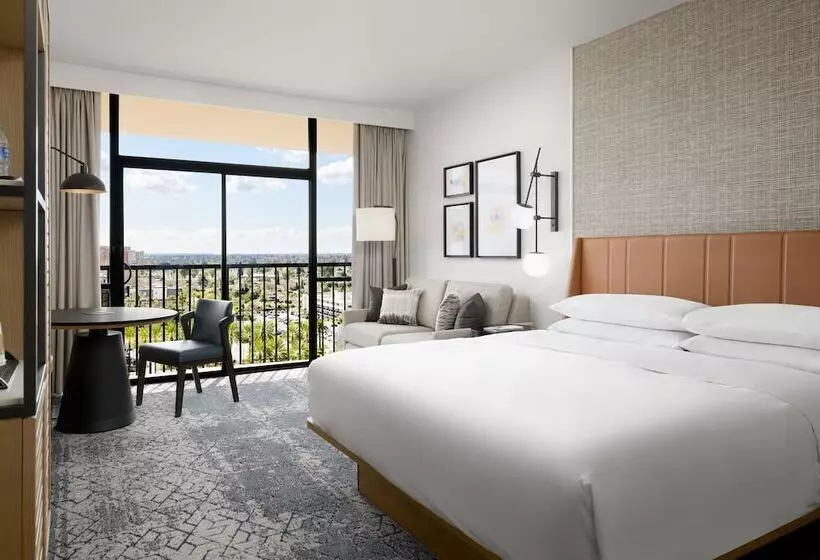 اتاق کلاب, Sheraton Park Hotel At The Anaheim Resort