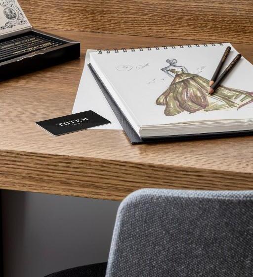 اتاق لوکس, Tótem Madrid, A Small Luxury Hotel Of The World