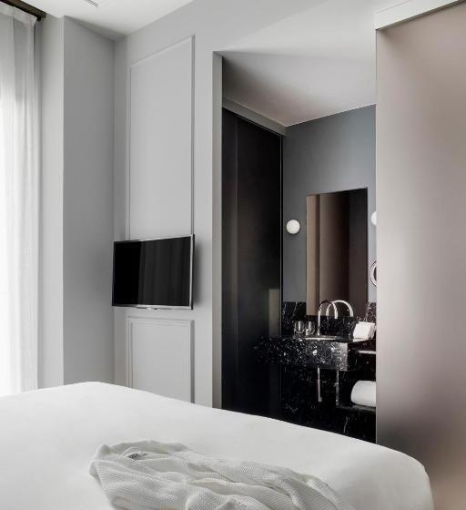 اتاق عادی, Tótem Madrid, A Small Luxury Hotel Of The World