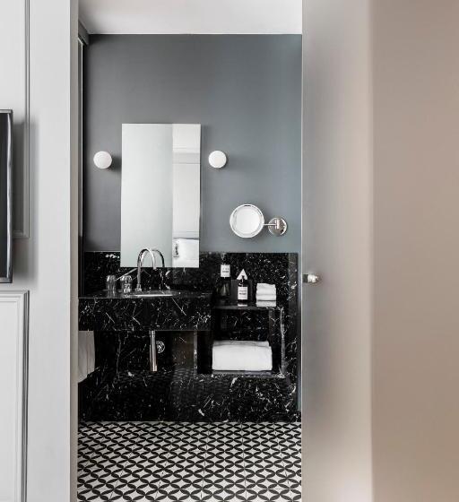اتاق عادی, Tótem Madrid, A Small Luxury Hotel Of The World