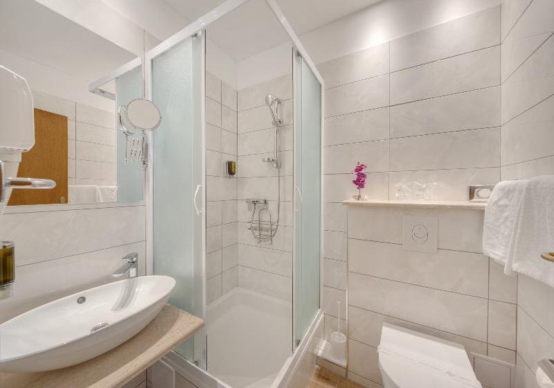 غرفة قياسية مزوَّدة بشُرفة, Villa Adriatica   Adults Only